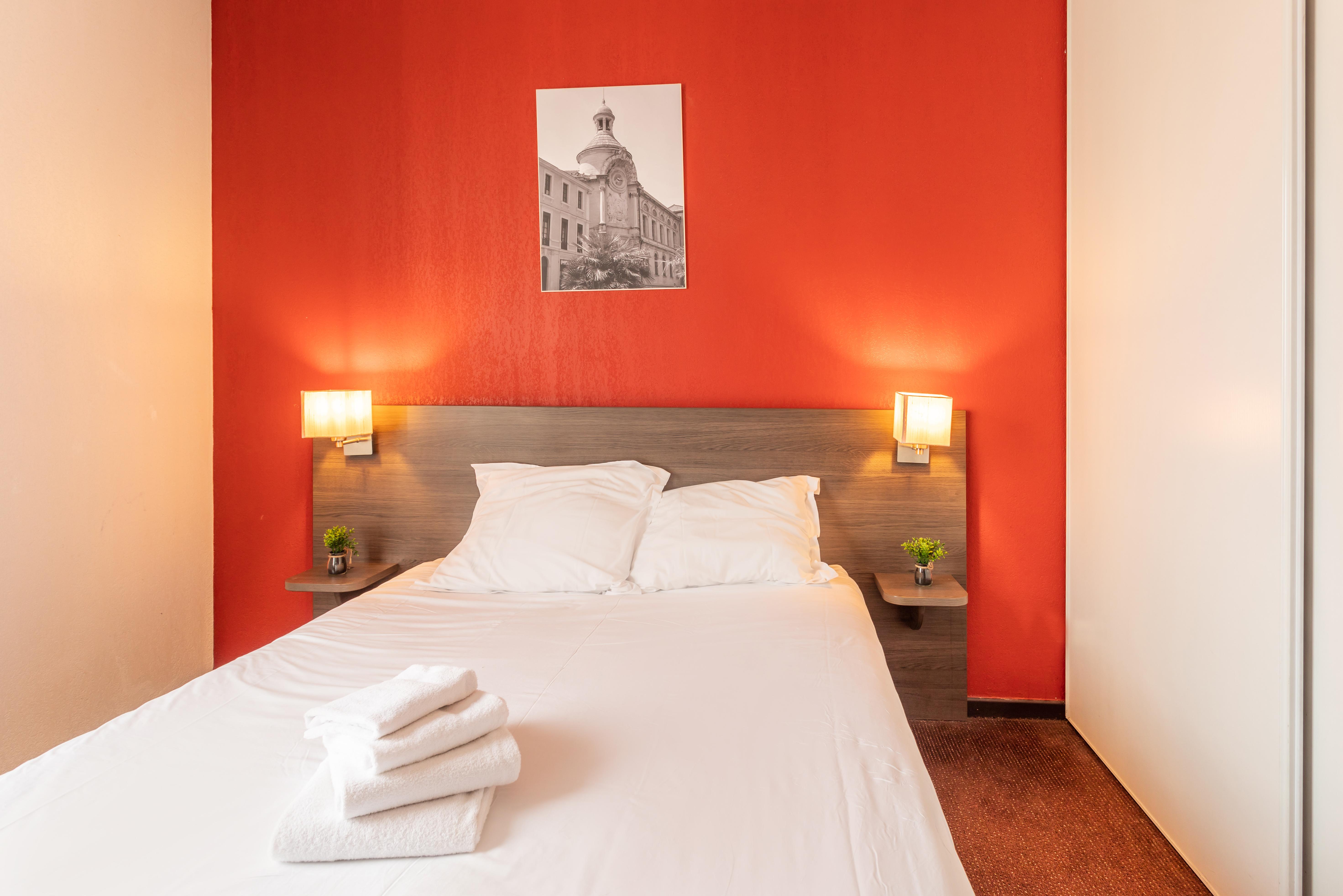 Comfort Aparthotel Nimes Centre Экстерьер фото