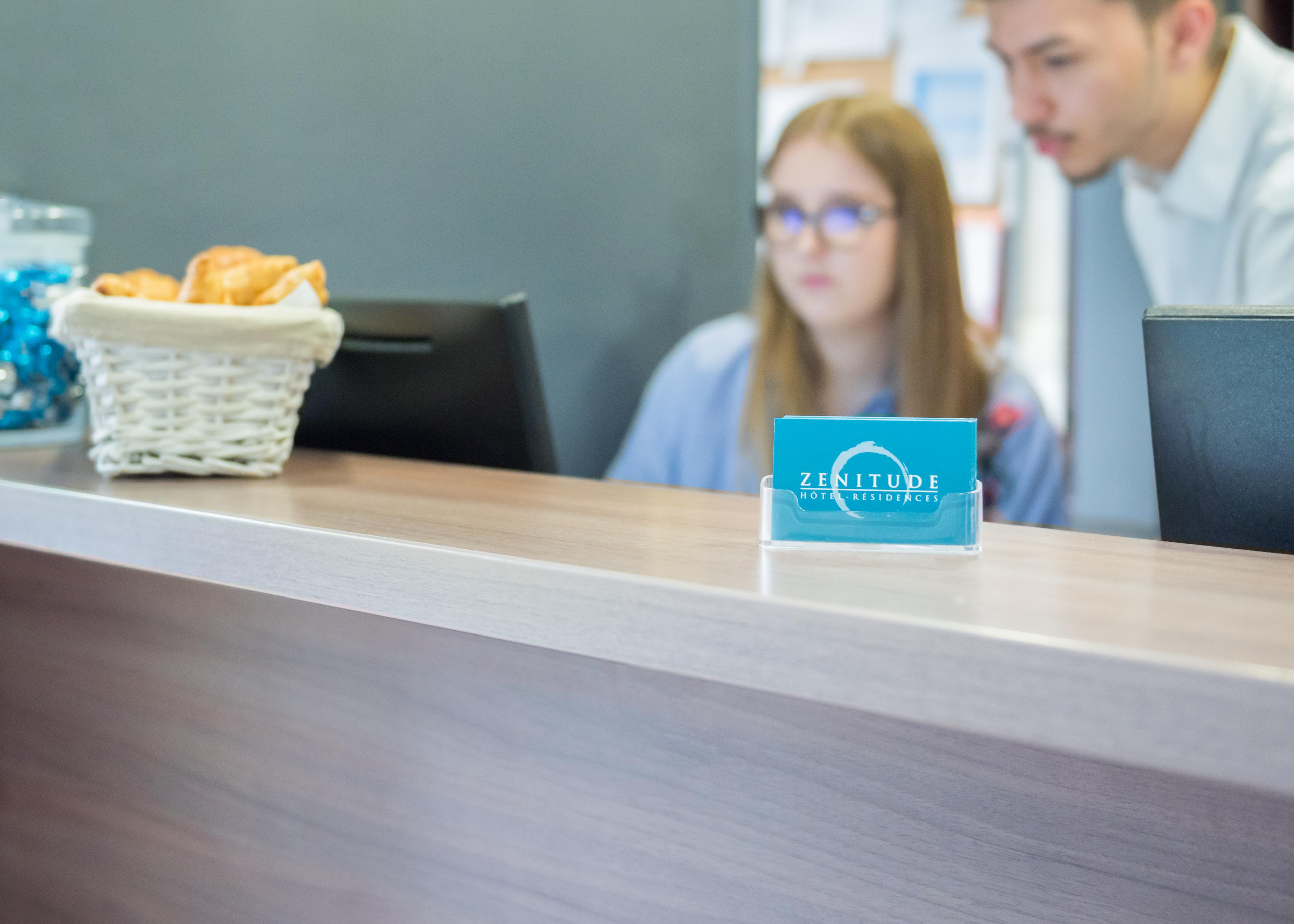 Comfort Aparthotel Nimes Centre Экстерьер фото